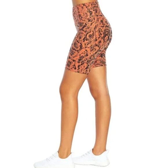 Jessica Simpson Snakeskin Print High-Rise Bicycle Shorts // Size Large // NWOT - Picture 3 of 11